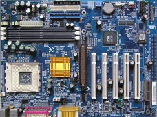 Mainboards Gigabyte GA-7ZX 1.01 A (462)