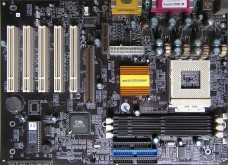 PC Komponenten K7VZA Elitegroup NB  VIA VT8363 VT8363A SB  VT82C686A VT82C686B